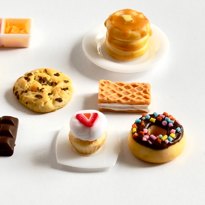 Puppennahrung Dessert Nr. 2 Handgefertigt aus Nestholz 9 Stk.