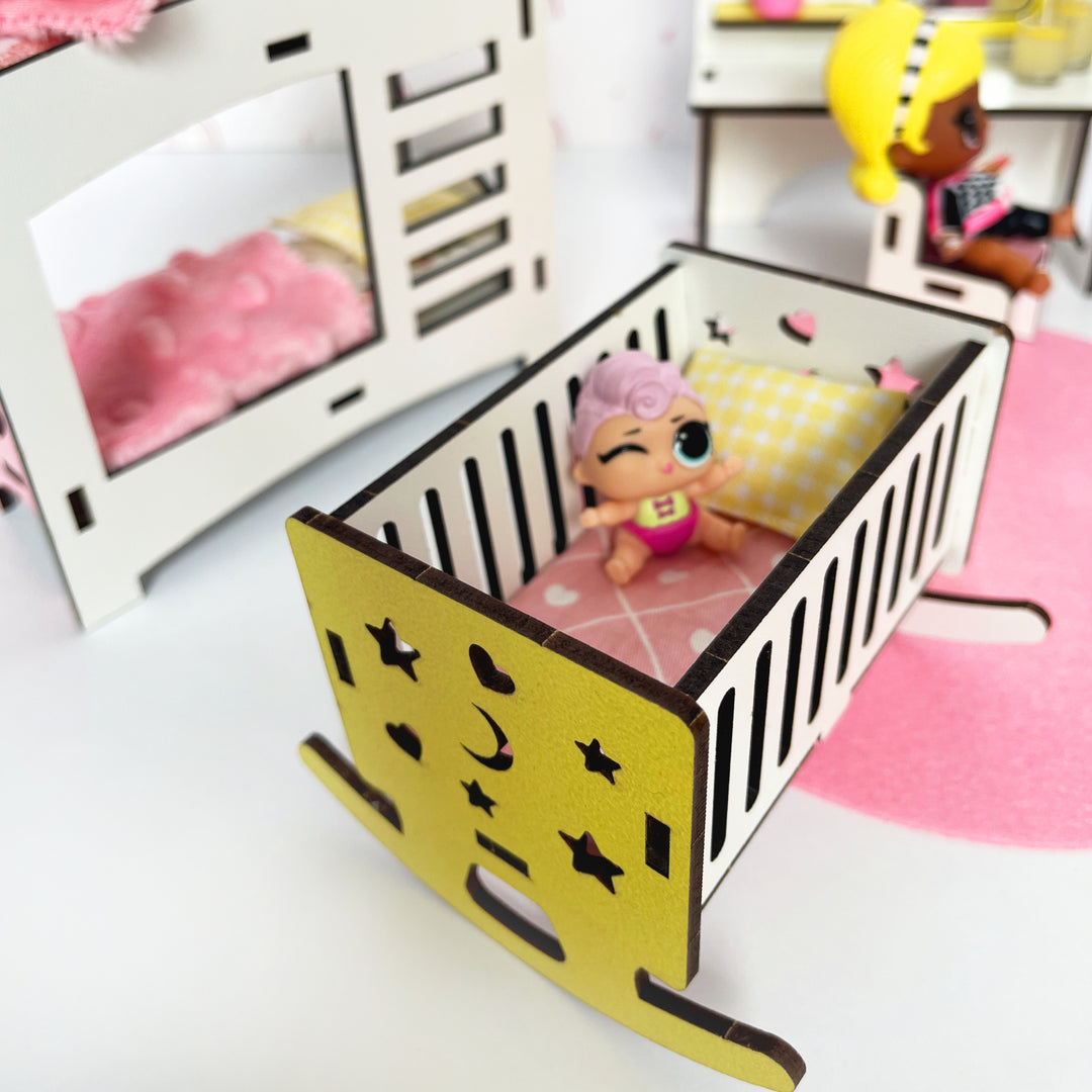 Kinderzimmermöbel-Set aus Holz im Maßstab 1:12 NestWood Pink