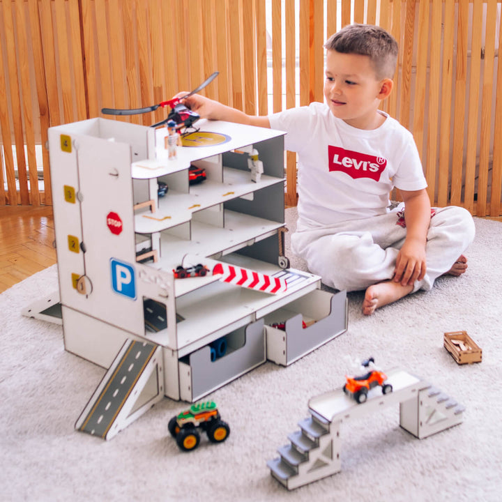 Autogarage 9 Stellplätze mit Lagerboxen und Aufzug Grau Maßstab 1:6 NestWood
