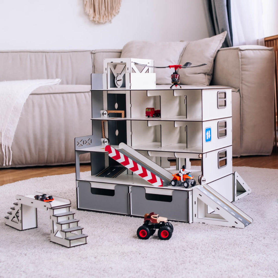 Autogarage 9 Stellplätze mit Lagerboxen und Aufzug Grau Maßstab 1:6 NestWood