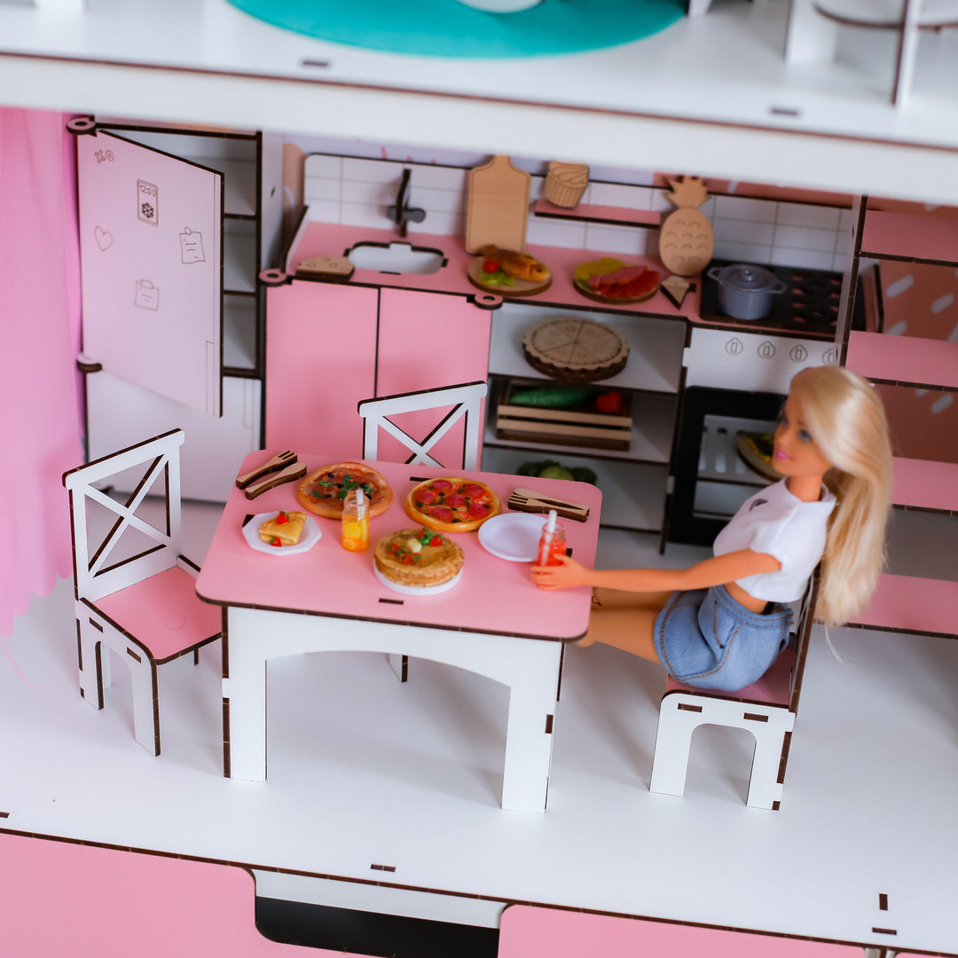 Dollhouse with furniture and text detailing included items